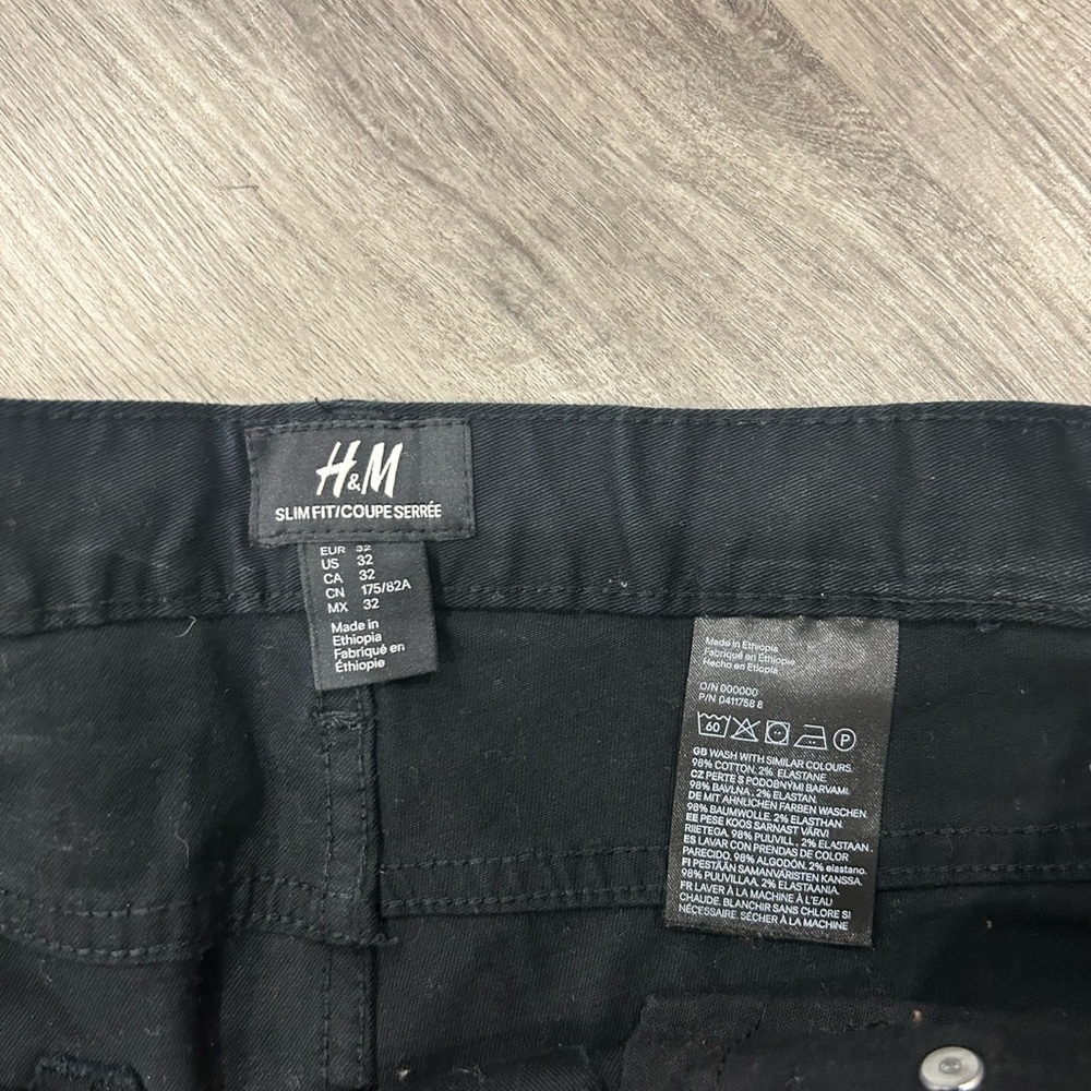 H&M Jeans - Picture 2 of 3